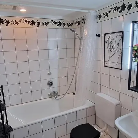 Appartement Black&White Designer Business Apartment Fuer 4 Mit Kueche+5G Wlan+Netflix Nahe Der City Hannover